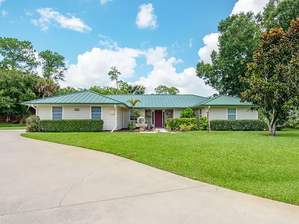 285 32nd Court Sw, Vero Beach, FL 32968