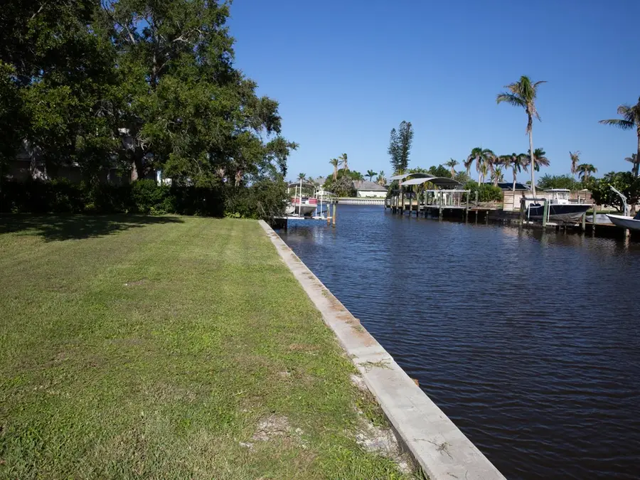 469 21st Street Se, Vero Beach, FL 32962 - #2