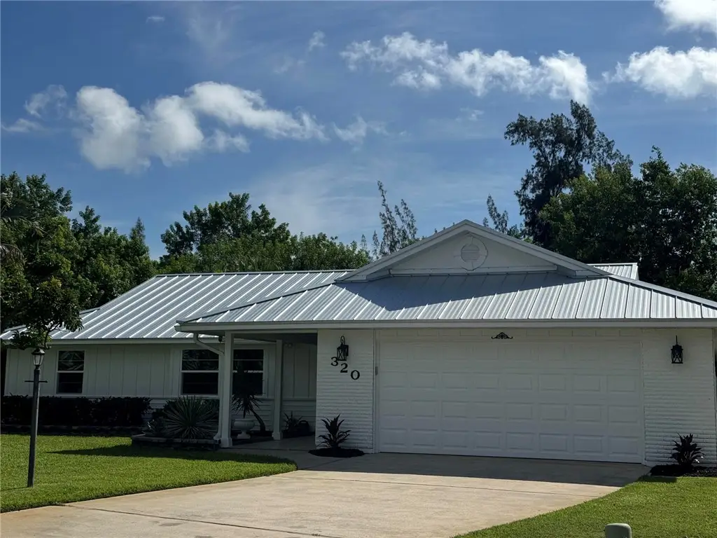 320 W Forest Trail, Vero Beach, FL 32962 - #1