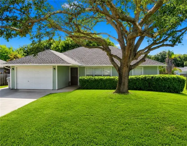 916 21st Avenue, Vero Beach, FL 32960