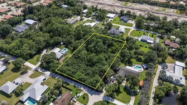 3185 62nd Drive, Vero Beach, FL 32966