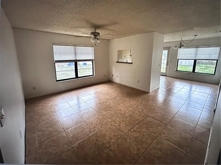 1036 19th Avenue Sw, Vero Beach, FL 32962 - #3