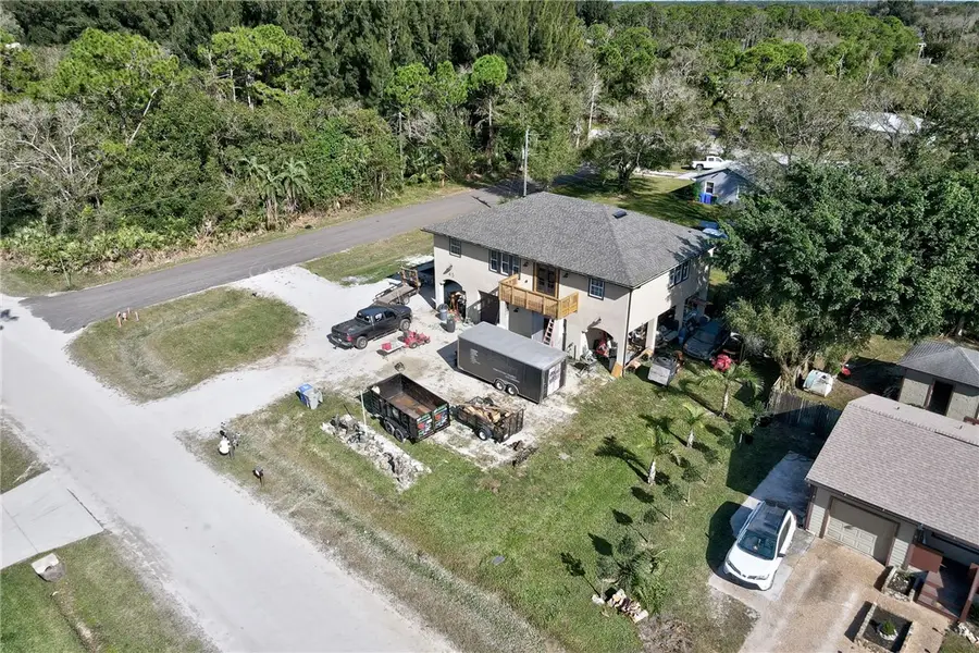45 S Pine Street, Fellsmere, FL 32948 - #3