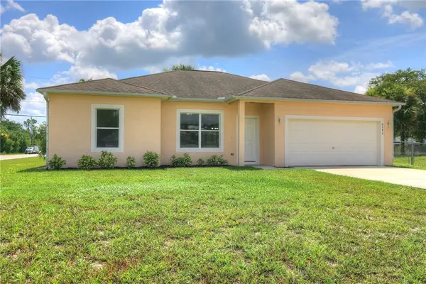 8686 103rd Avenue, Vero Beach, FL 32967