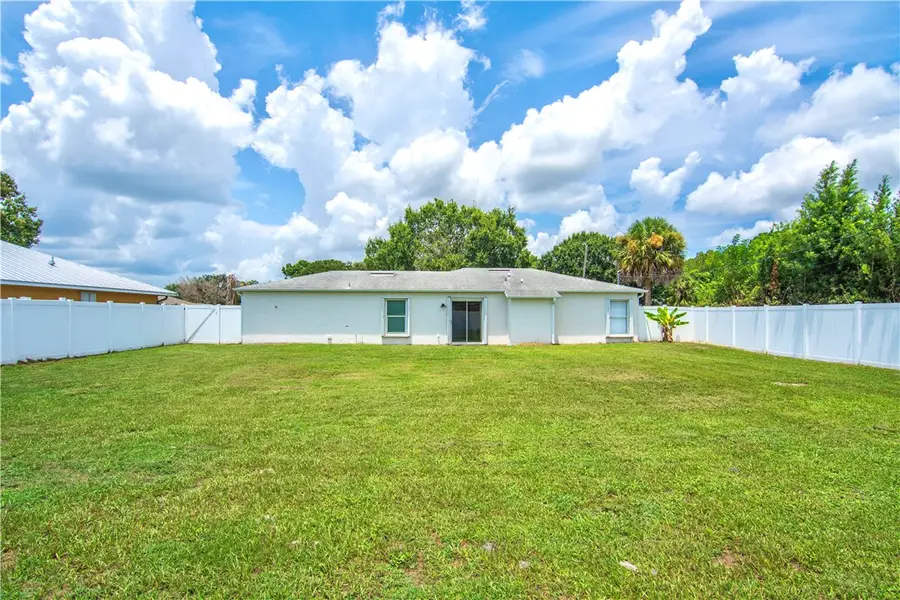1335 23rd Street Sw, Vero Beach, FL 32962 - #3