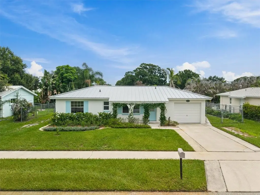 546 23rd Avenue, Vero Beach, FL 32962 - #1