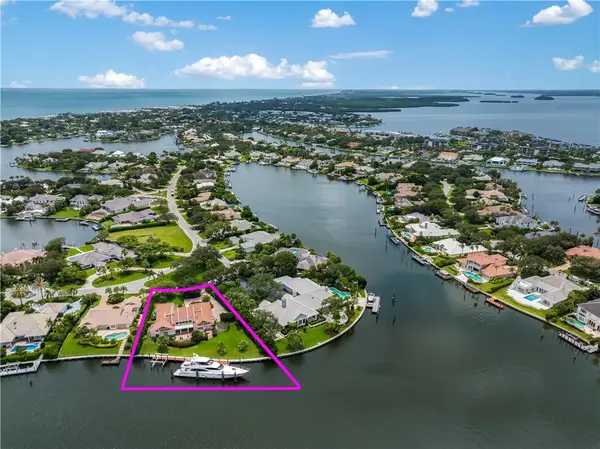 204 Spinnaker Drive, Vero Beach, FL 32963