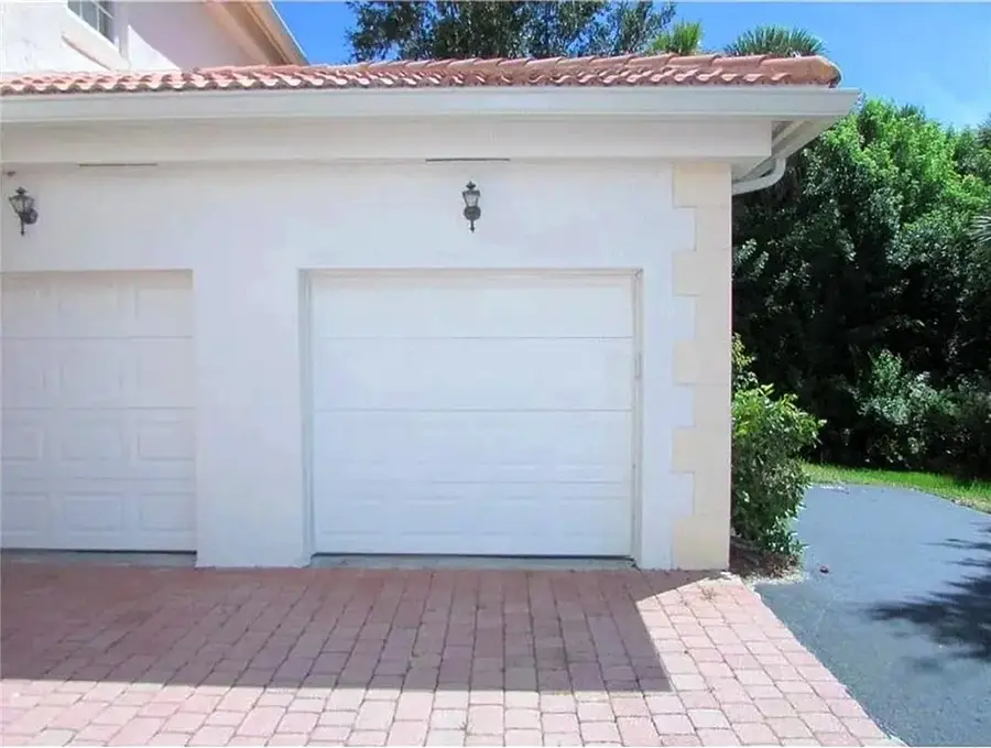576 7th Square #202, Vero Beach, FL 32962 - #3