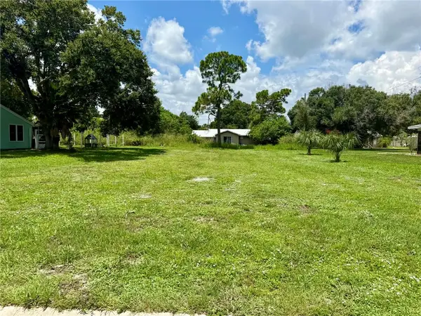 2405 6th Road Sw, Vero Beach, FL 32962