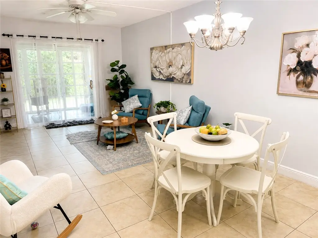 1100 Ponce De Leon Circle #E304, Vero Beach, FL 32960 - #1