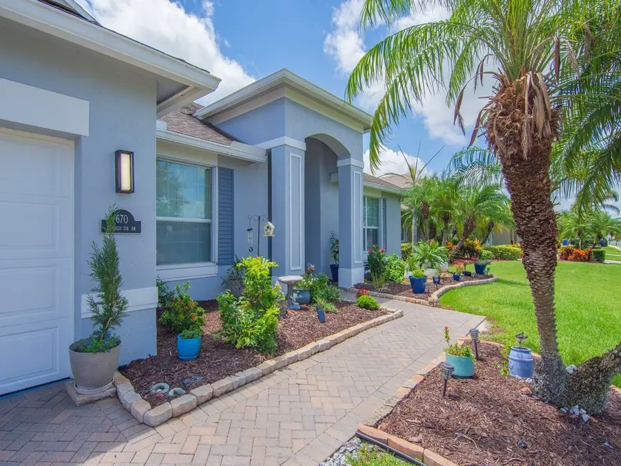 670 Tangelo Circle Sw, Vero Beach, FL 32968 - #2