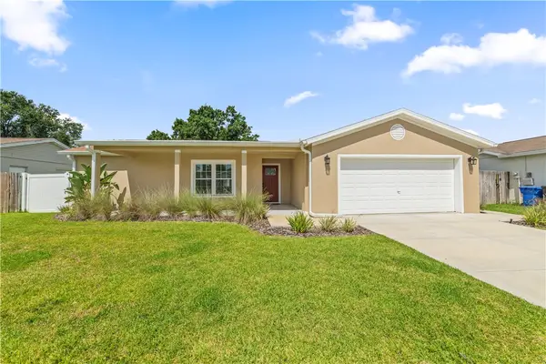 1003 Red Oak Circle, Out Of Area, FL 33511