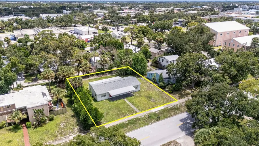 2340 16th Avenue, Vero Beach, FL 32960 - #2