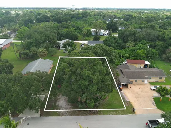 4640 38th Avenue, Vero Beach, FL 32967