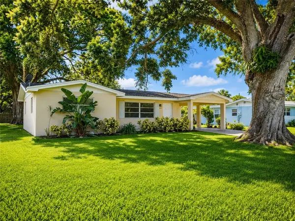 835 17th Avenue, Vero Beach, FL 32960