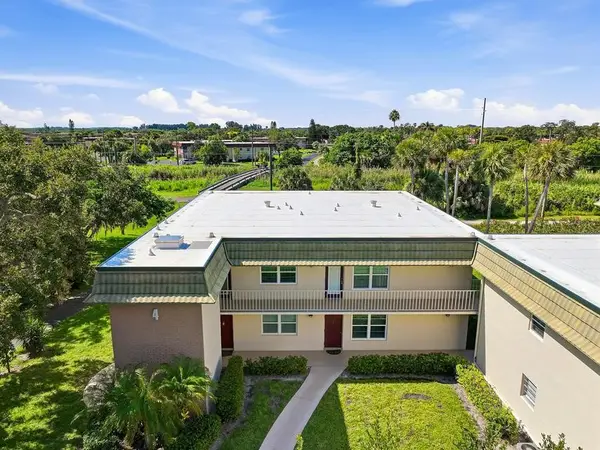 4 Vista Gardens Trail #207, Vero Beach, FL 32962