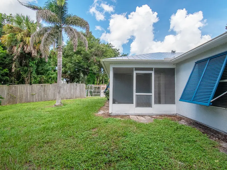 605 11th Place, Vero Beach, FL 32960 - #2