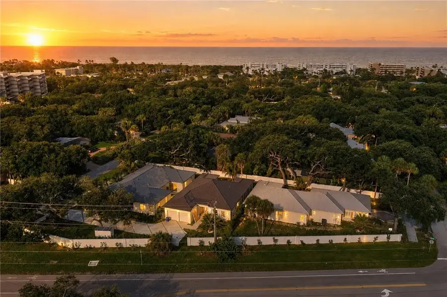 888 Sandpiper Lane, Vero Beach, FL 32963 - #3