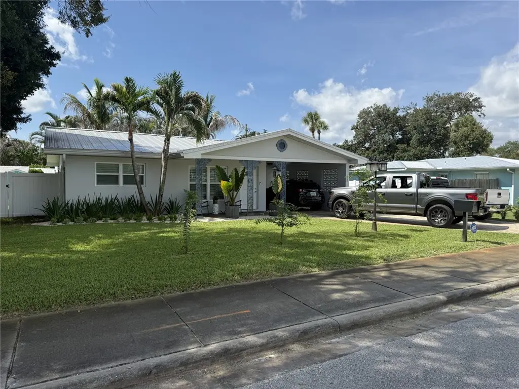 555 20th Street, Vero Beach, FL 32960 - #1