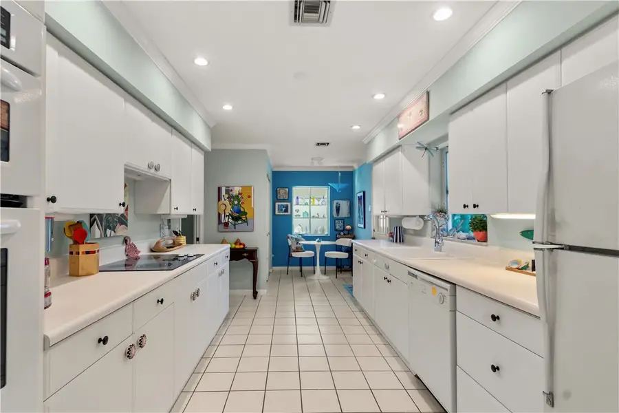 726 Royal Palm Place, Vero Beach, FL 32960 - #3