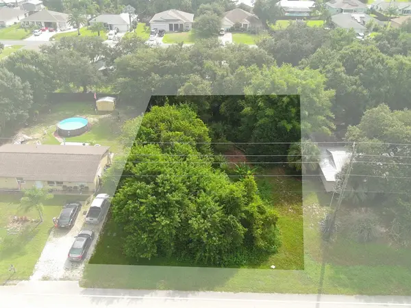 649 Roseland Road, Sebastian, FL 32958