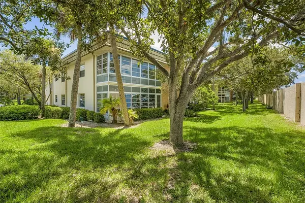 38 Vista Gardens Trail #203, Vero Beach, FL 32962