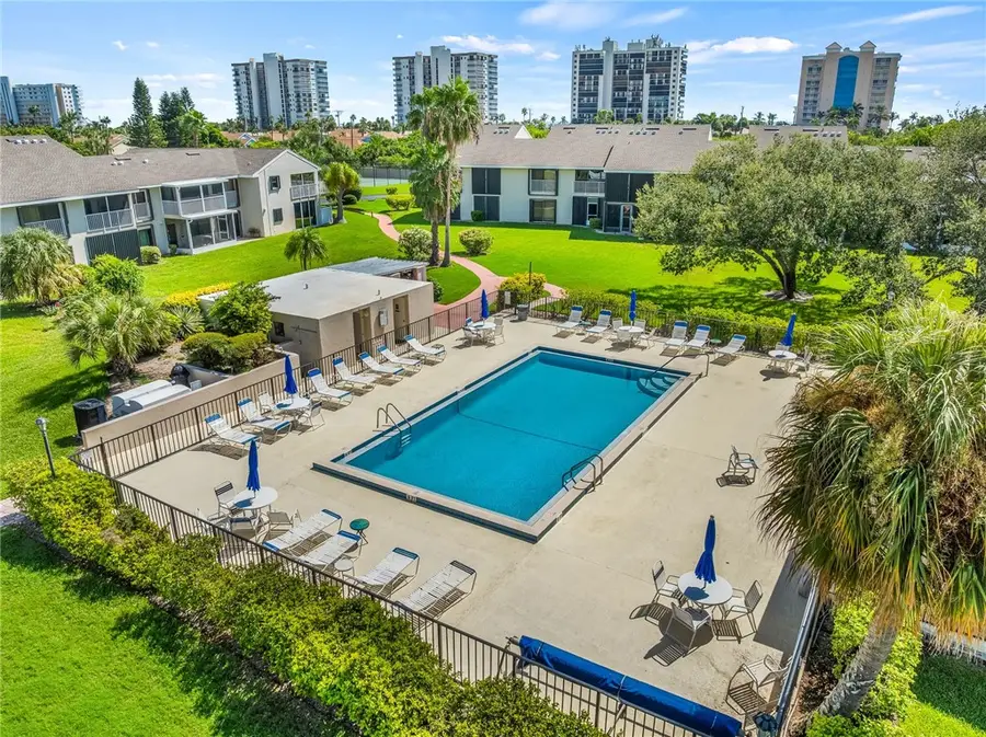 3209 S Lakeview Circle #8202, Hutchinson Island, FL 34949 - #2