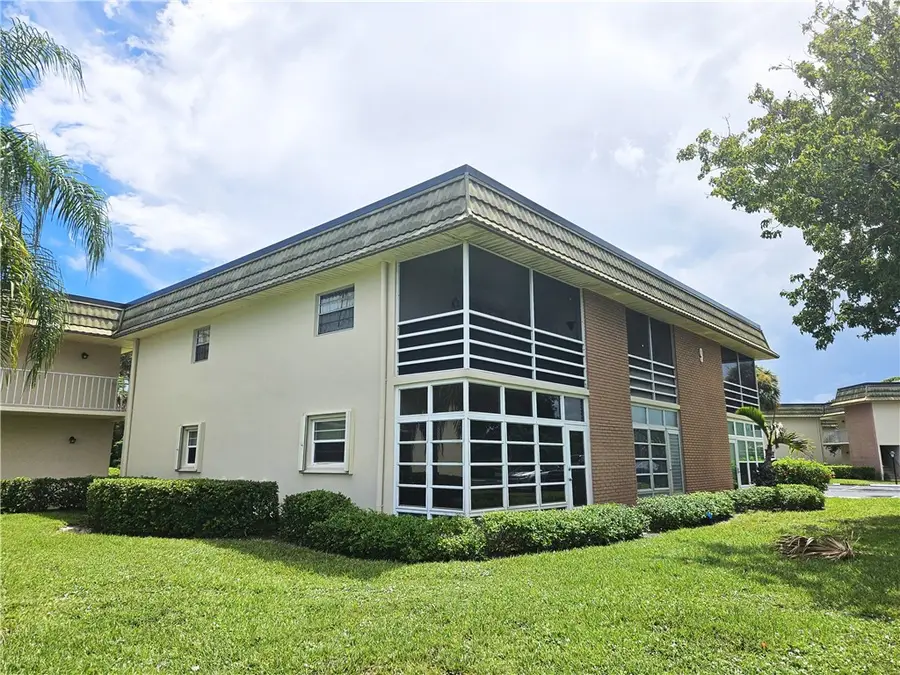 9 Vista Gardens Trail #205, Vero Beach, FL 32962 - #2