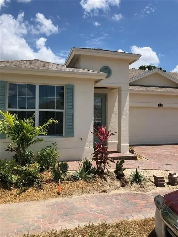7432 Oakridge Place, Vero Beach, FL 32966