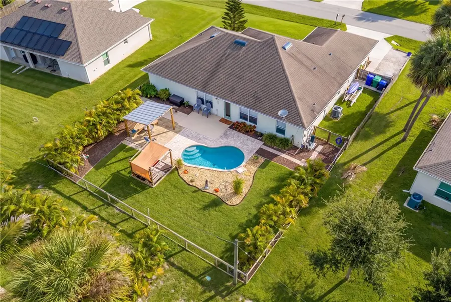 818 George Street, Sebastian, FL 32958 - #2