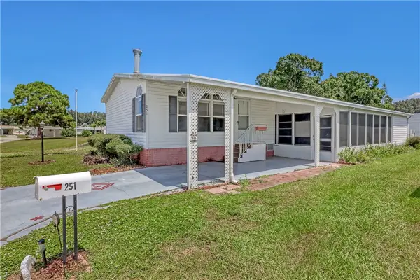 251 Blossom Lane Ne, Palm Bay, FL 32907