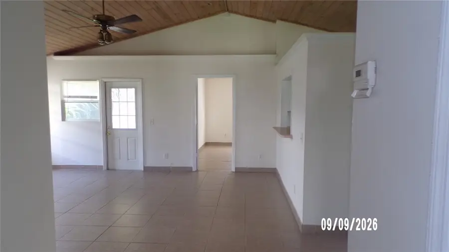 1515 19th Avenue Sw, Vero Beach, FL 32962 - #2