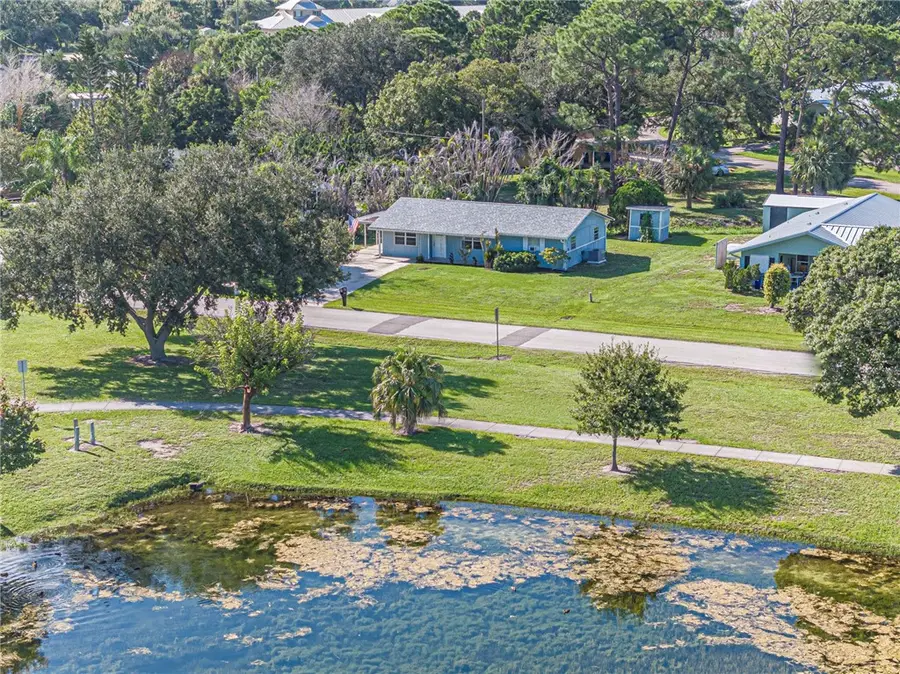 401 Lake Drive, Sebastian, FL 32958 - #2