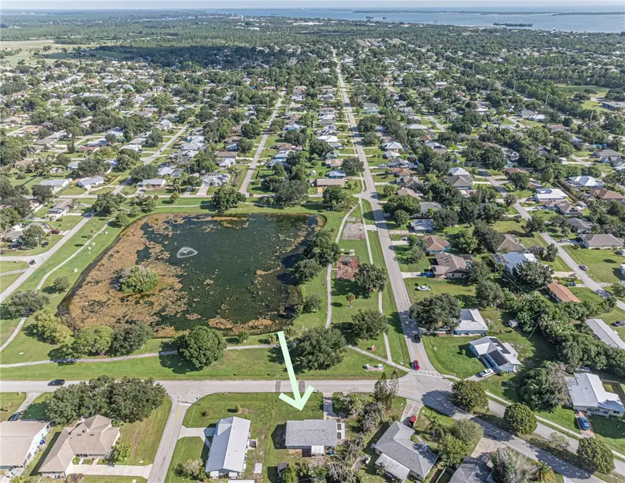 401 Lake Drive, Sebastian, FL 32958 - #3