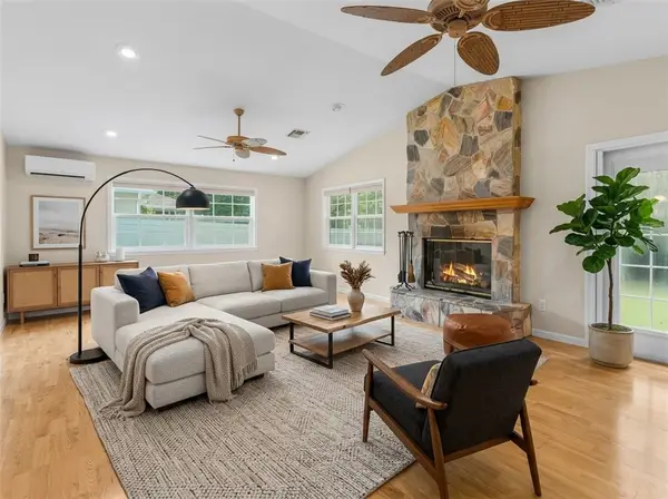 462 Carnival Terrace, Sebastian, FL 32958