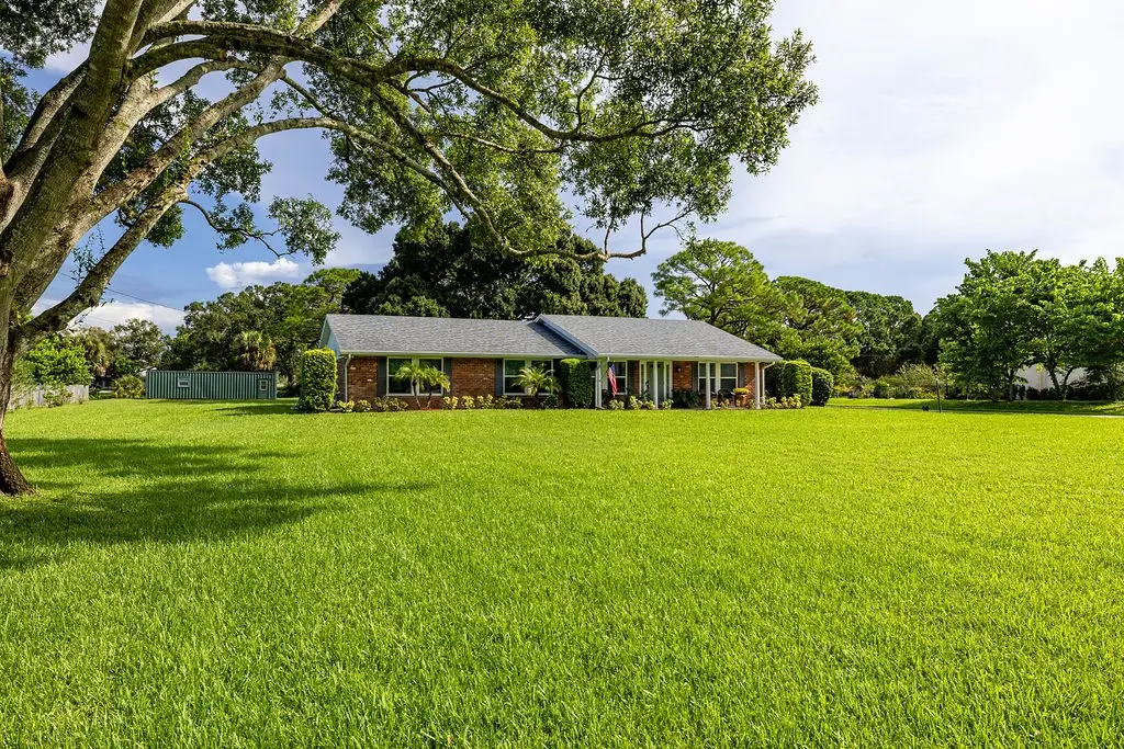 2426 1st Place, Vero Beach, FL 32962 - #1