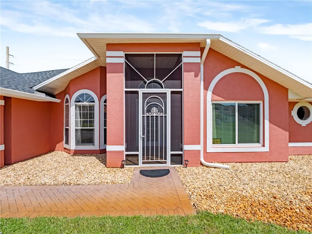 6350 Park Chester Terrace, Vero Beach, FL 32967 - #1