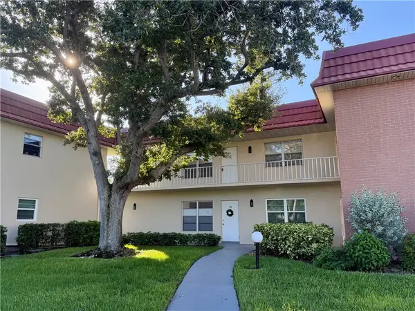 94 Spring Lake Drive #102, Vero Beach, FL 32962