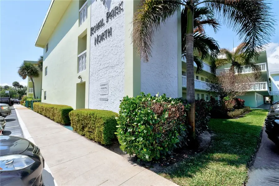 1100 Ponce De Leon Circle #106, Vero Beach, FL 32960 - #2