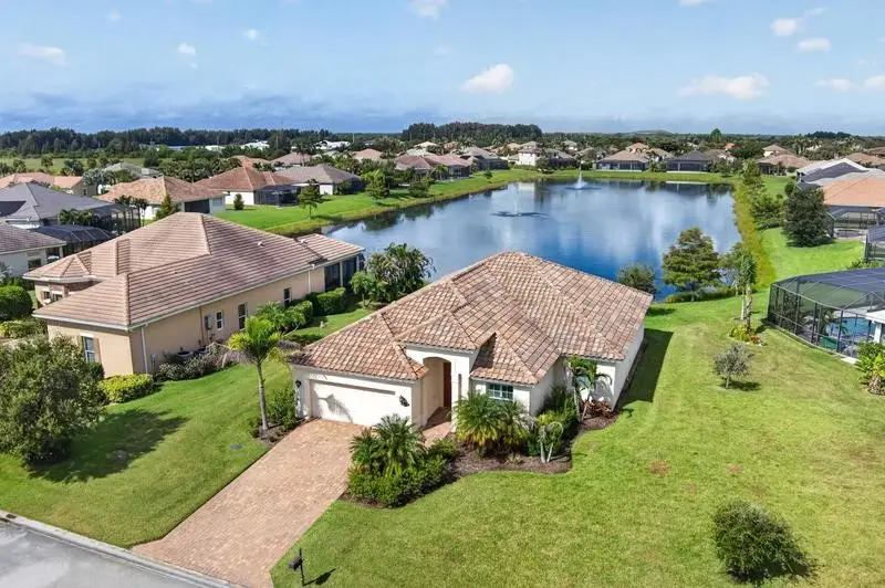 4800 Four Lakes Circle Sw, Vero Beach, FL 32968 - #1