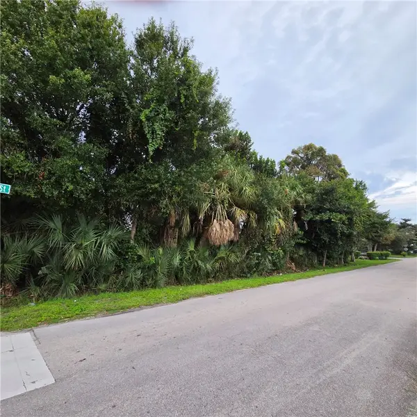 4400 28th Court, Vero Beach, FL 32967