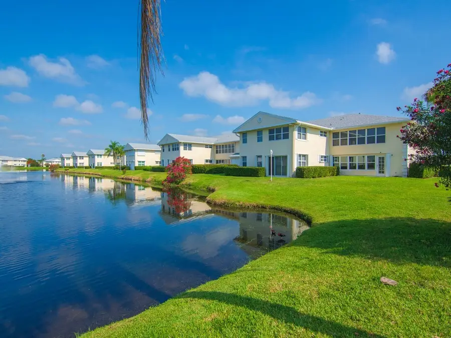 655 W Lake Jasmine Circle #206, Vero Beach, FL 32962 - #3