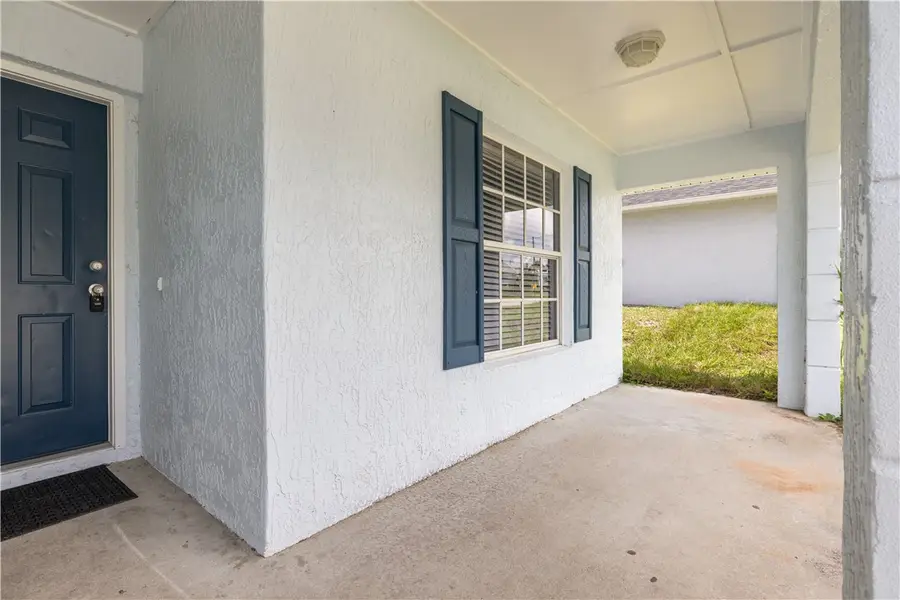 241 12th Street Sw, Vero Beach, FL 32962 - #2