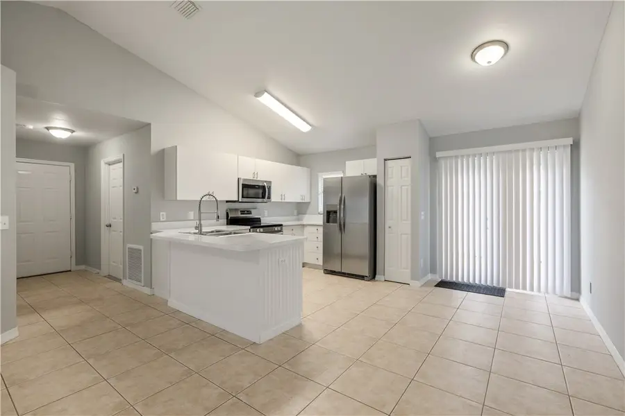 241 12th Street Sw, Vero Beach, FL 32962 - #3