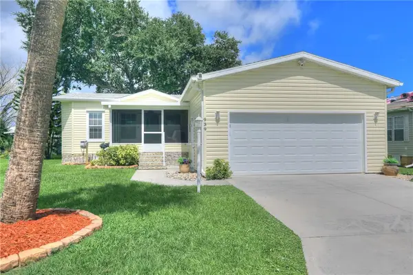 939 Pecan Circle, Barefoot Bay, FL 32976