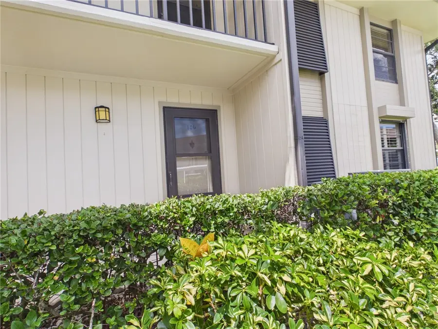18 Plantation Drive #106, Vero Beach, FL 32966 - #3