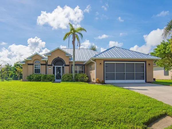 702 Atlantus Terrace, Sebastian, FL 32958