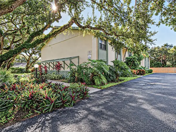 910 E Causeway Boulevard #C13, Vero Beach, FL 32963