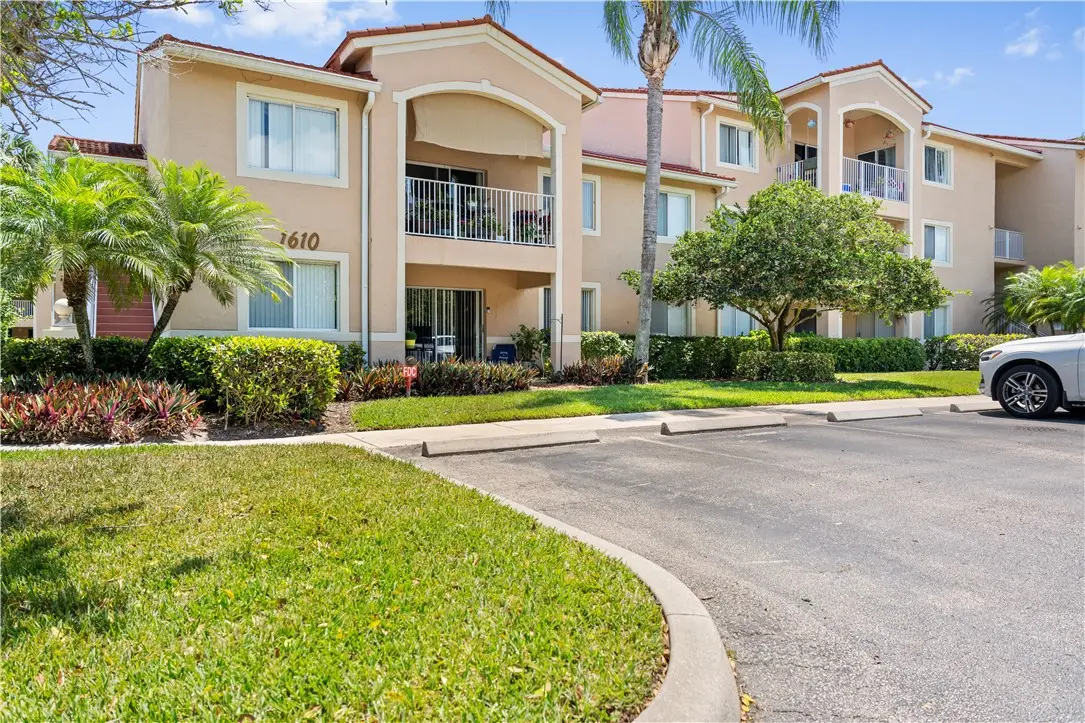1610 N 42nd Circle #207, Vero Beach, FL 32967 - #1