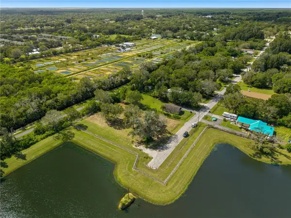 1075 Lincoln Street, Fellsmere, FL 32948